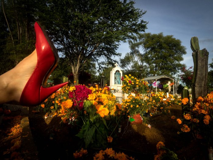 Red Pumps Around The World